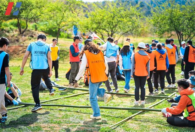 昆明團(tuán)結(jié)鄉(xiāng)名花谷團(tuán)建活動案例----竹竿舞傣族民俗團(tuán)建項目